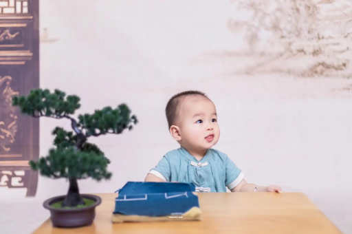 临邑宝宝喊肚子疼怎么回事